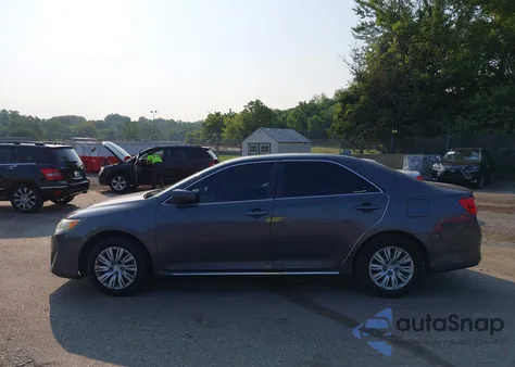 2013 Toyota Camry Hybrid Le из США, поврежденный, VIN 4T1BD1FK5DU074343